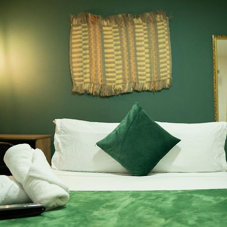 Africa House-Casa Hotel Laureles-La70 Medellín Kültér fotó