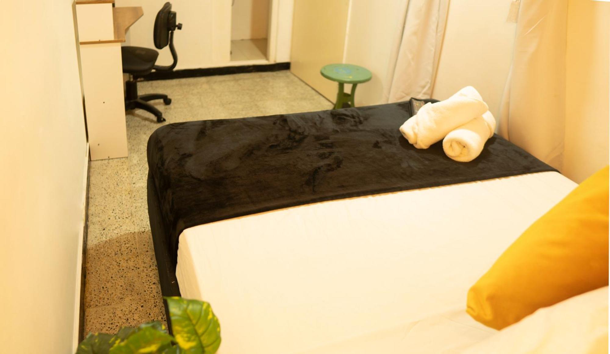 Africa House-Casa Hotel Laureles-La70 Medellín Kültér fotó