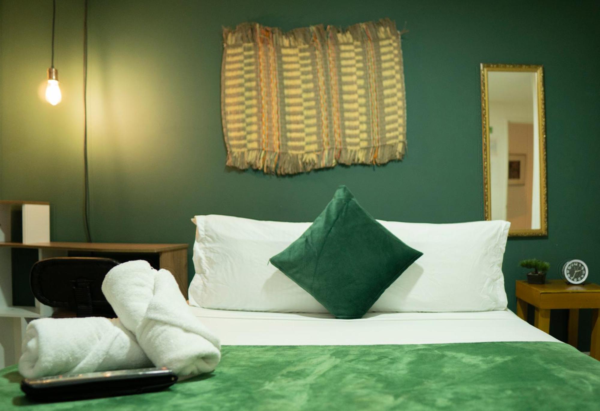 Africa House-Casa Hotel Laureles-La70 Medellín Kültér fotó