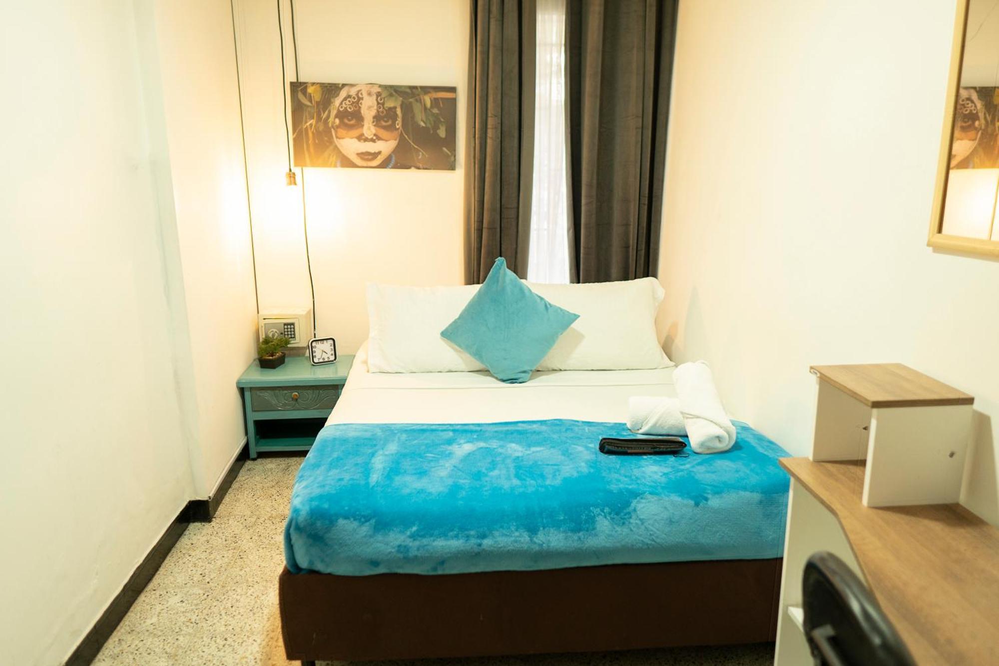 Africa House-Casa Hotel Laureles-La70 Medellín Kültér fotó