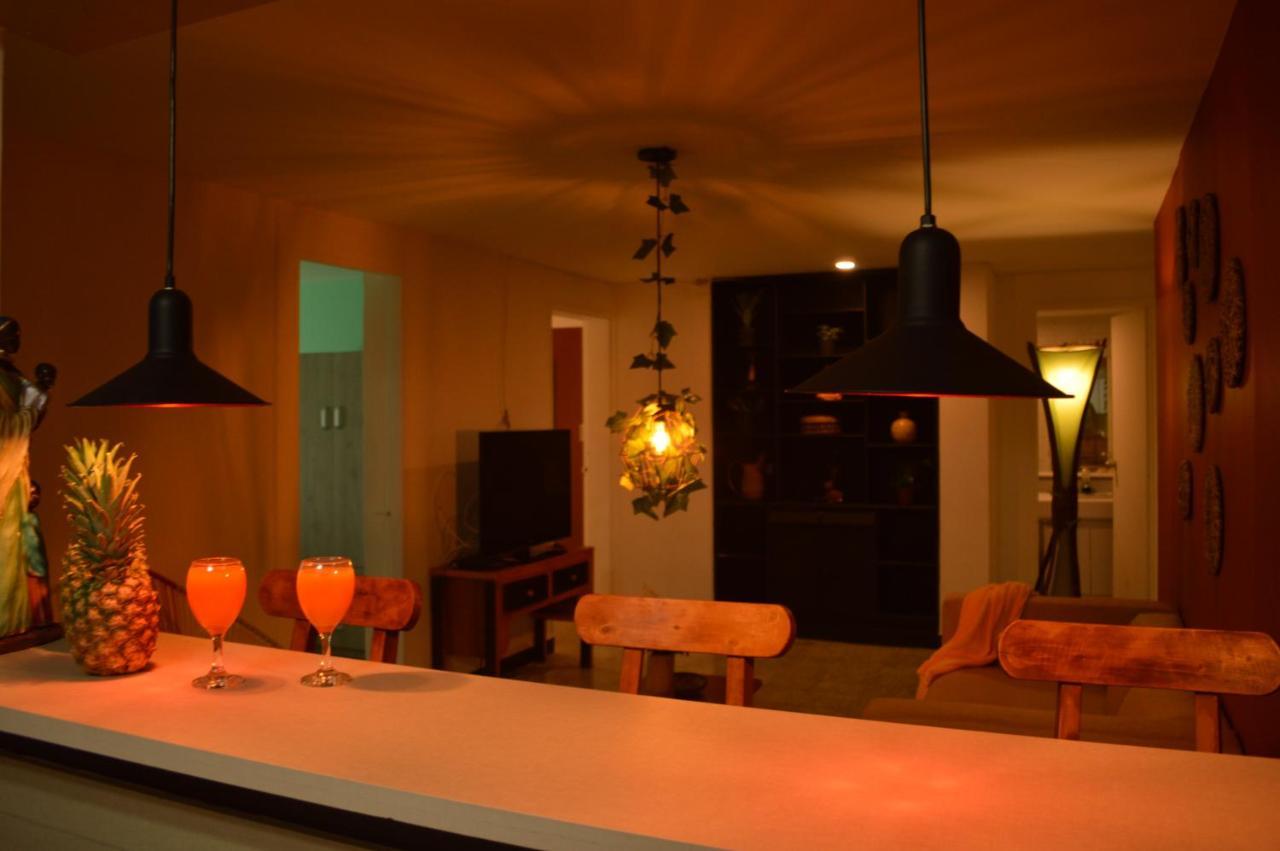 Africa House-Casa Hotel Laureles-La70 Medellín Kültér fotó