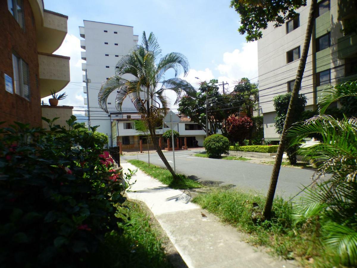 Africa House-Casa Hotel Laureles-La70 Medellín Kültér fotó